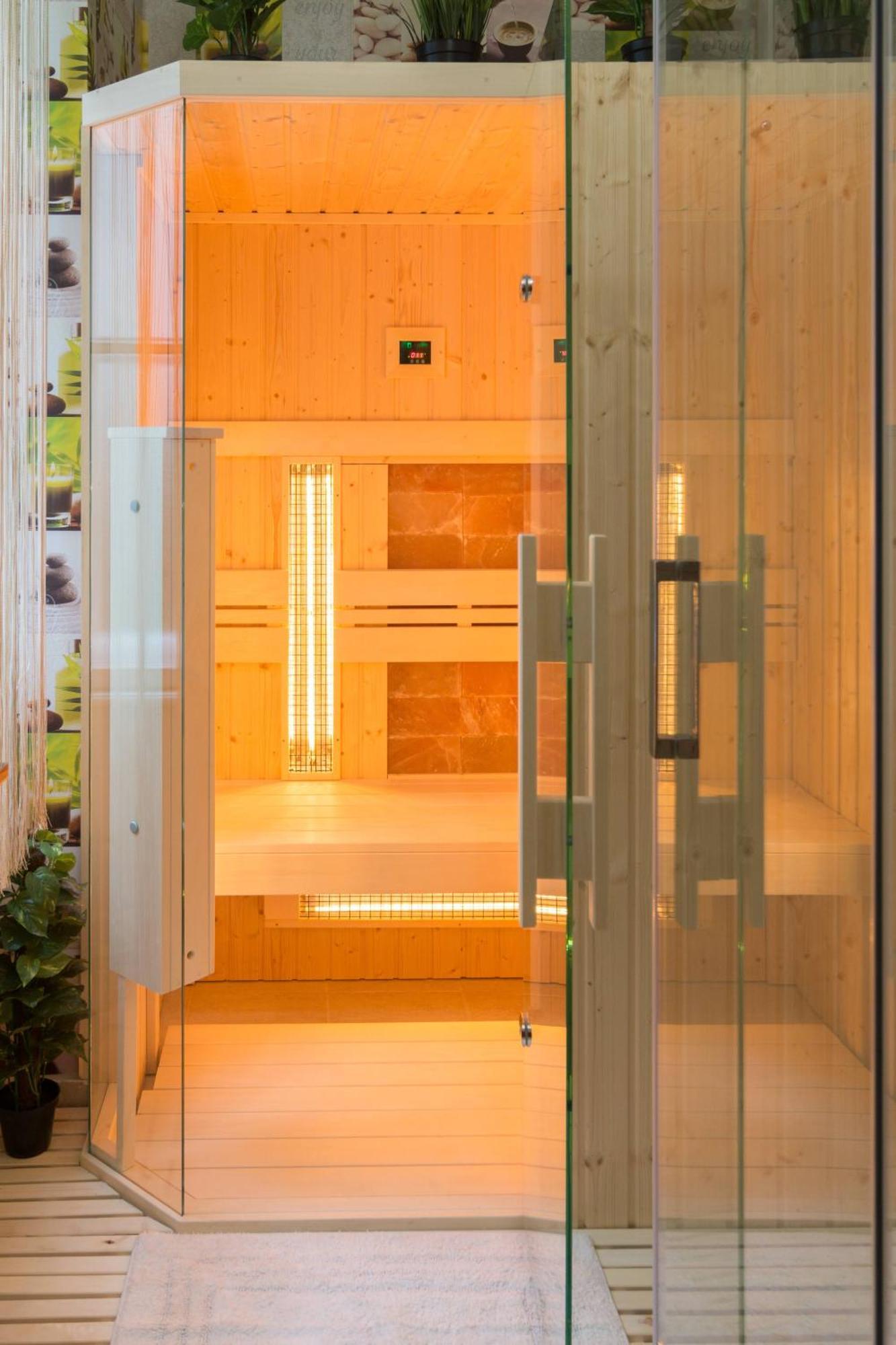 Exlcusive & City Central Located Suite By Prestige Homes Budapest Ngoại thất bức ảnh