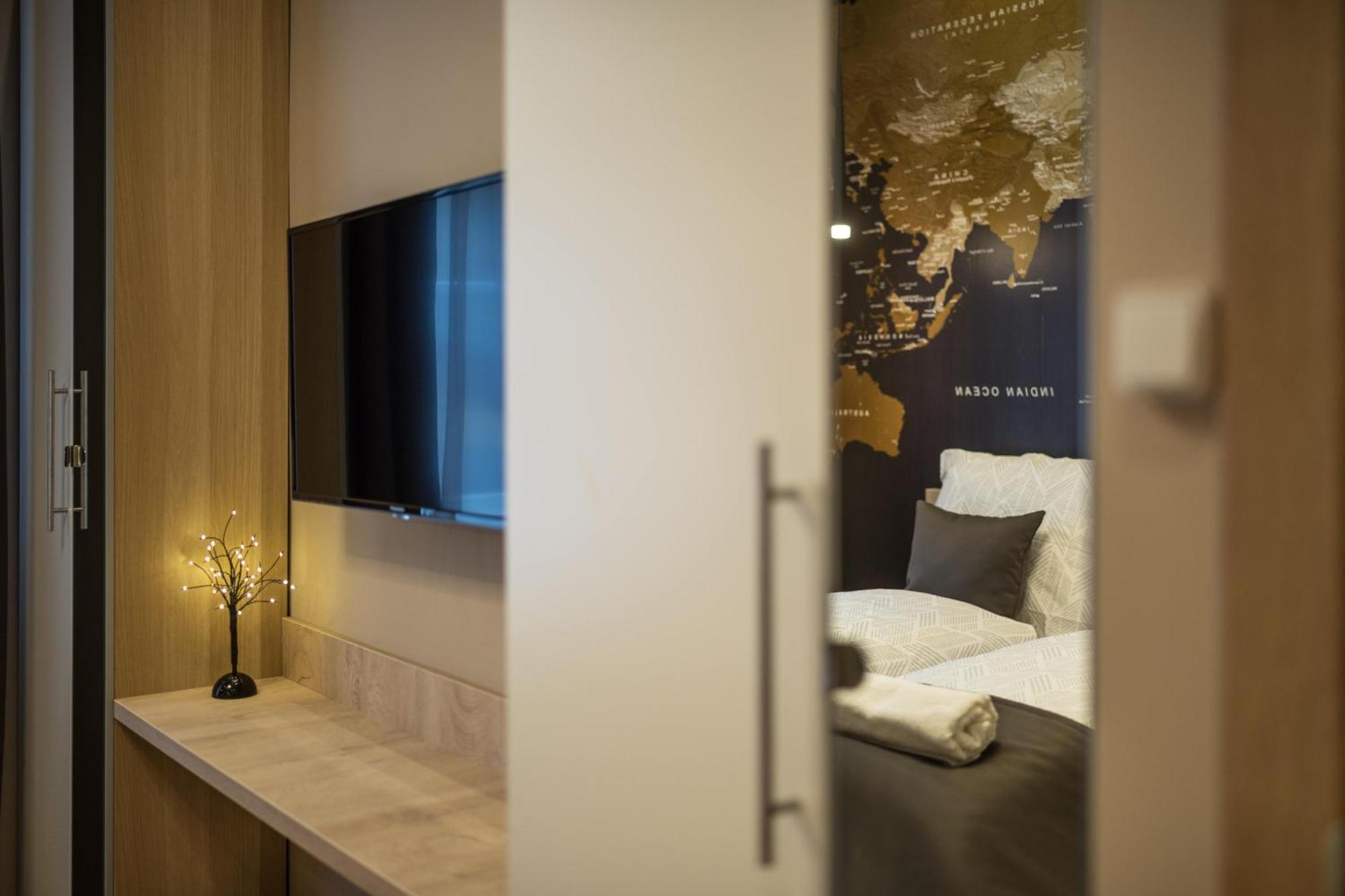 Exlcusive & City Central Located Suite By Prestige Homes Budapest Ngoại thất bức ảnh