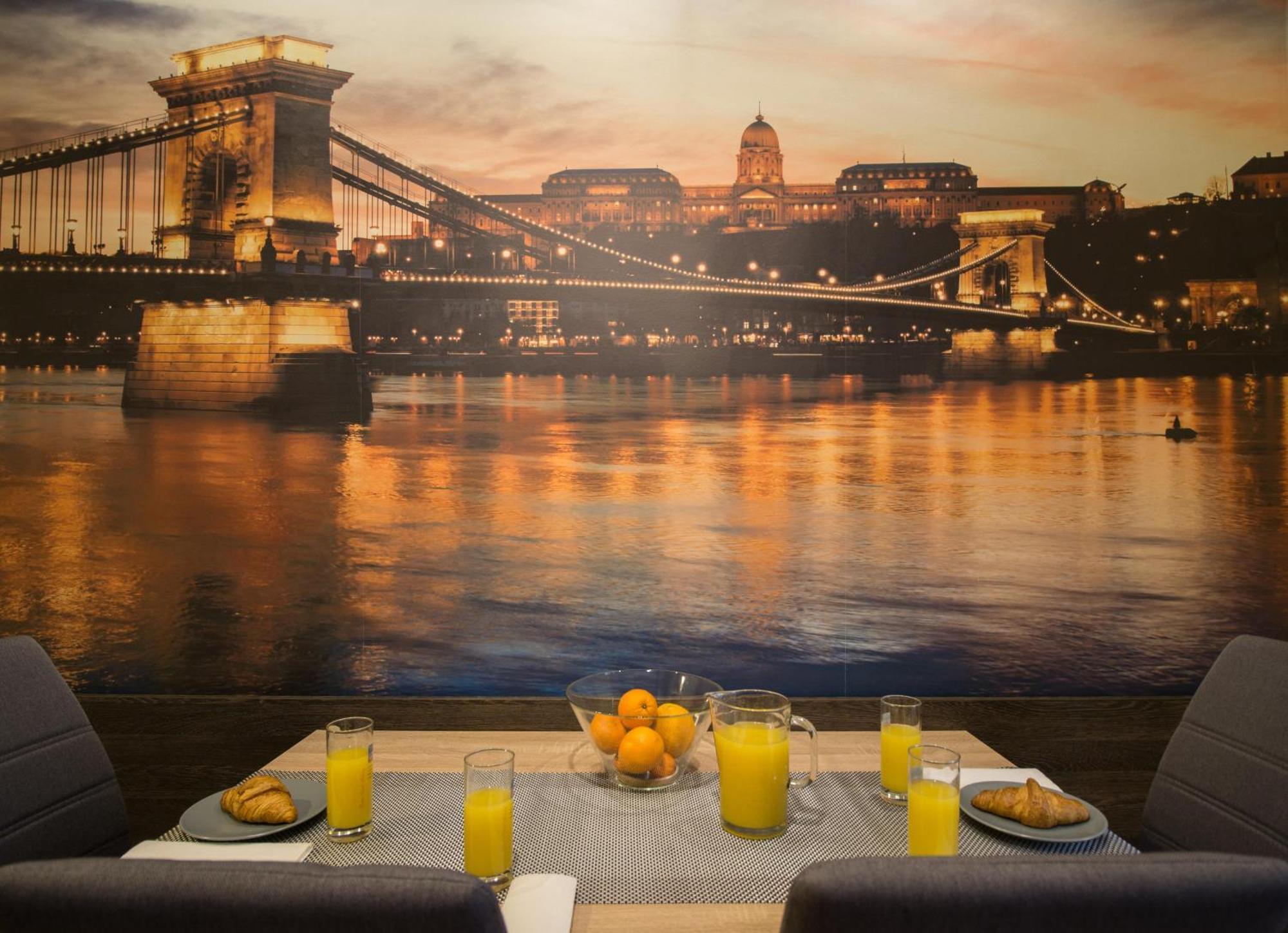 Exlcusive & City Central Located Suite By Prestige Homes Budapest Ngoại thất bức ảnh